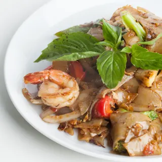 Pad Kee Mao (Drunken Noodles)