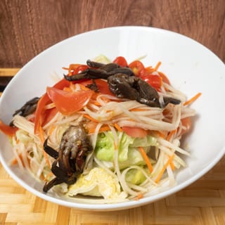 34. Lao Style Som Tum (Papaya Salad)